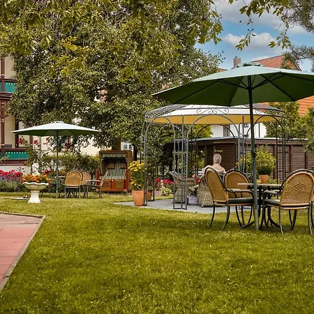 Vitalhotel Am Stadtpark Superior 3* 巴特哈尔茨堡