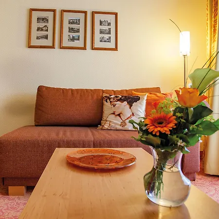 Vitalhotel Am Stadtpark Superior באד הרצבורג